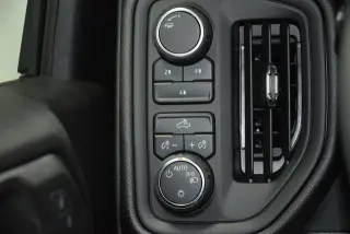 2025 Chevrolet Silverado 3500 HD Chassis Cab
