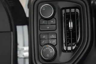 2025 Chevrolet Silverado 3500 HD Chassis Cab