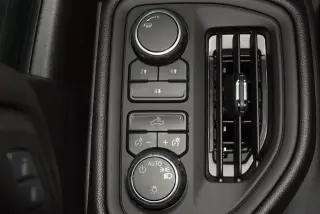 2025 Chevrolet Silverado 3500 HD Chassis Cab