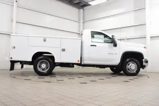 2025 Chevrolet Silverado 3500 HD Chassis Cab