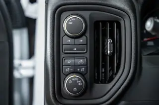 2025 Chevrolet Silverado 3500 HD Chassis Cab