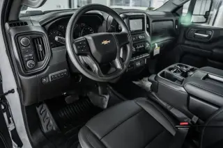 2025 Chevrolet Silverado 3500 HD Chassis Cab
