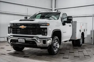2025 Chevrolet Silverado 3500 HD Chassis Cab