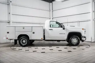 2025 Chevrolet Silverado 3500 HD Chassis Cab