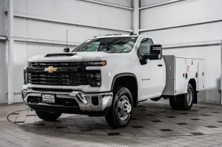 2025 Chevrolet Silverado 3500 HD Chassis Cab