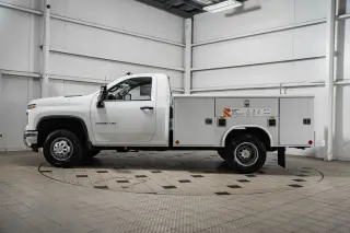 2025 Chevrolet Silverado 3500 HD Chassis Cab