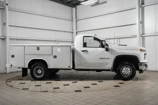2025 Chevrolet Silverado 3500 HD Chassis Cab