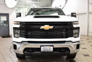2025 Chevrolet Silverado 3500 HD Chassis Cab