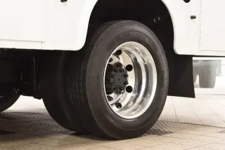 2025 Chevrolet Silverado 5500 HD