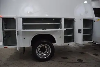2025 Chevrolet Silverado 5500 HD