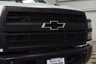 2023 Chevrolet Silverado 5500 HD