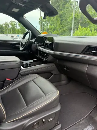 2025 Chevrolet Suburban
