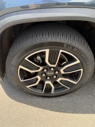 2019 GMC Acadia