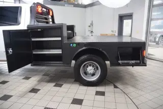 2024 GMC Sierra 3500 HD Chassis Cab