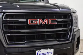 2024 GMC Yukon