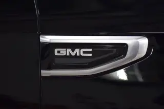 2024 GMC Yukon