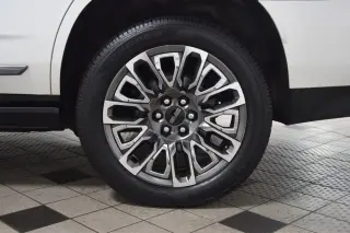 2024 GMC Yukon