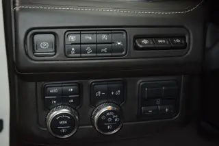 2024 GMC Yukon
