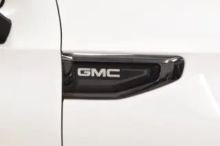 2023 GMC Yukon