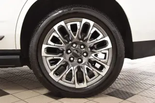 2023 GMC Yukon