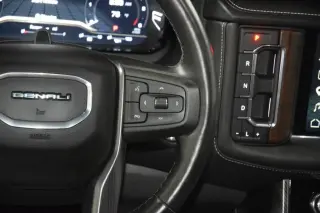 2023 GMC Yukon