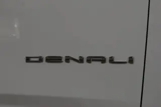 2024 GMC Yukon XL