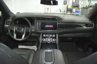 2024 GMC Yukon XL
