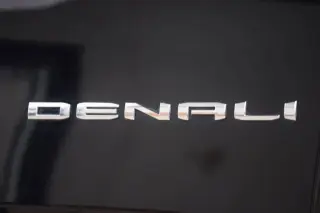 2024 GMC Yukon XL