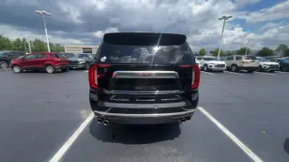 2023 GMC Yukon XL