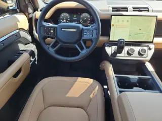 2026 Land Rover Defender 110