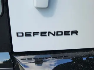 2026 Land Rover Defender 110