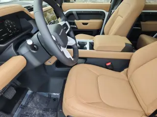 2026 Land Rover Defender 110