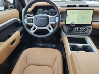 2026 Land Rover Defender 110