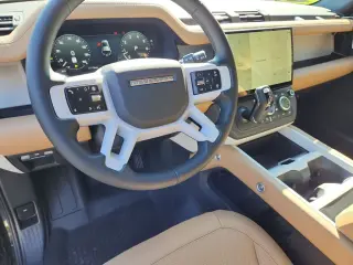 2026 Land Rover Defender 110