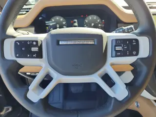 2026 Land Rover Defender 110
