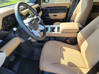 2026 Land Rover Defender 110