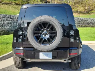 2026 Land Rover Defender 110