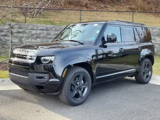 2026 Land Rover Defender 110