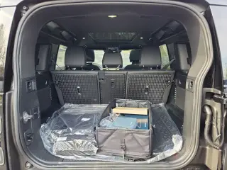 2026 Land Rover Defender 110