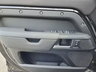 2026 Land Rover Defender 110