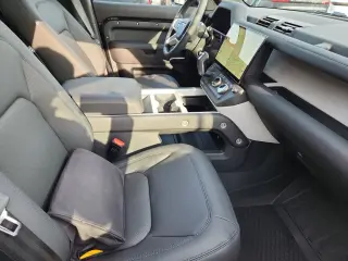 2026 Land Rover Defender 110