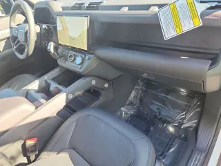 2026 Land Rover Defender 130