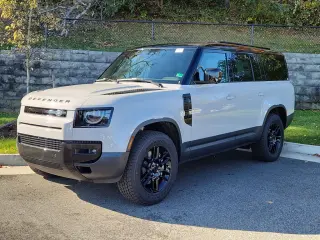 2026 Land Rover Defender 130