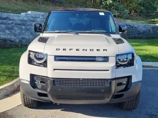 2026 Land Rover Defender 130