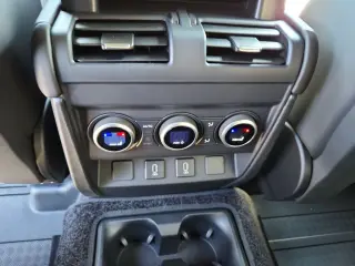 2026 Land Rover Defender 130