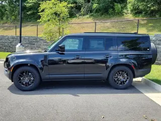 2025 Land Rover Defender 130