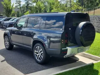 2025 Land Rover Defender 130