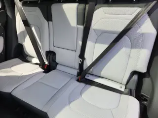2025 Land Rover Defender 130