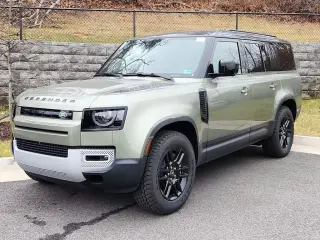 2025 Land Rover Defender 130