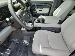 2026 Land Rover Defender 130